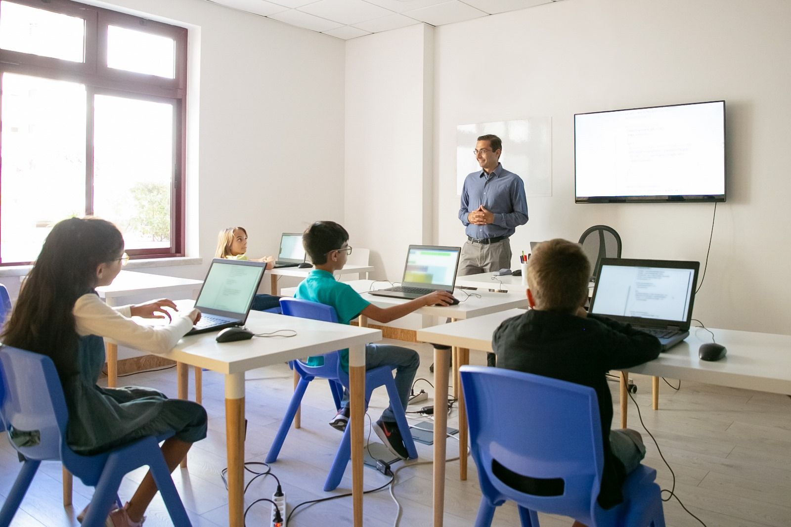 Pourquoi devrions-nous hypothéquer nos vies pour garantir à nos enfants une éducation digne et de qualité ? 