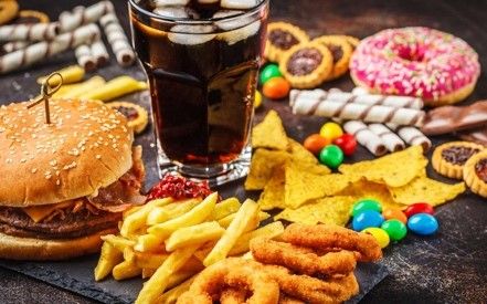 Journée mondiale de la malbouffe 2025 : Urgence sanitaire, sociale et environnementale 